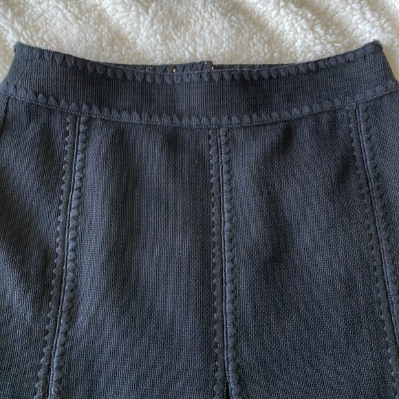 Ann Taylor NWOT Elegant Embroidered Black & Polkadot Pleated Skirt Size 0 - Picture 4 of 9